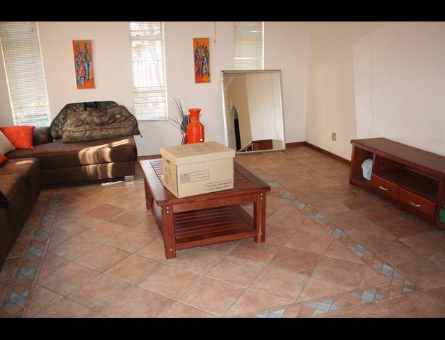3 BEDROOM HOUSE SOLD IN THERESAPARK